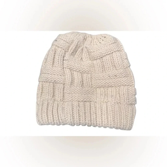 NWOT Alepo Womens High Messy Bun Beanie Hat with Ponytail Hole beige - Picture 2 of 5